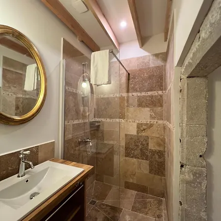 Chateau D'aynac מלון דירות Aynac