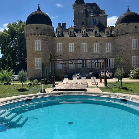 Chateau D'aynac מלון דירות 3*