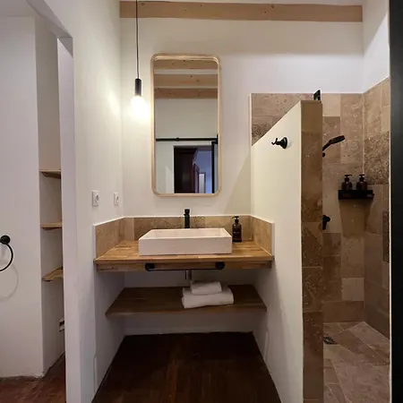 Chateau D'aynac מלון דירות 3*