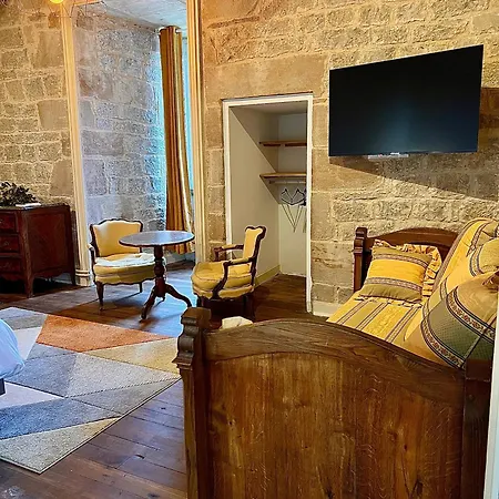 Chateau D'aynac מלון דירות