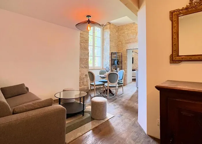 شقة فندقية Chateau D'aynac 3*